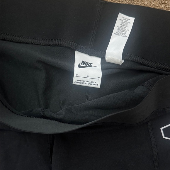 Nike Black Athletic Shorts - Picture 2 of 3